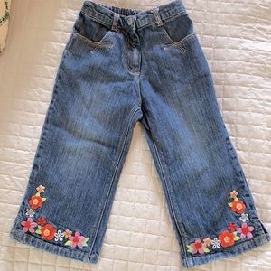 2T girls embroidered Jeans